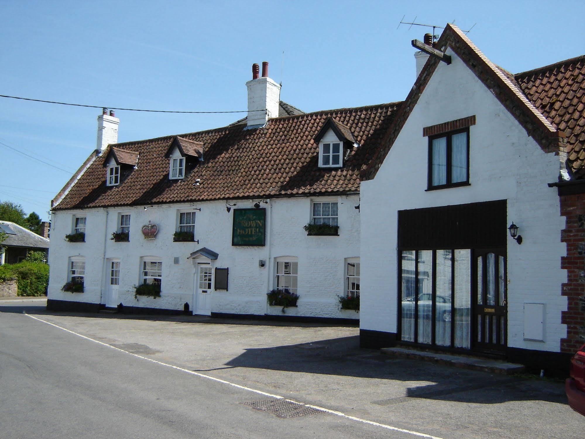 The Crown Hotel Mundford Εξωτερικό φωτογραφία